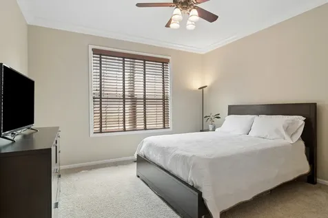 460 West Haleys Hill Court Palatine IL 60074