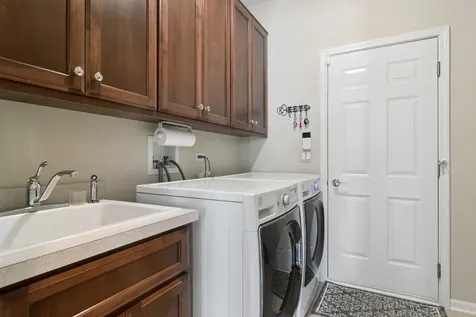 460 West Haleys Hill Court Palatine IL 60074