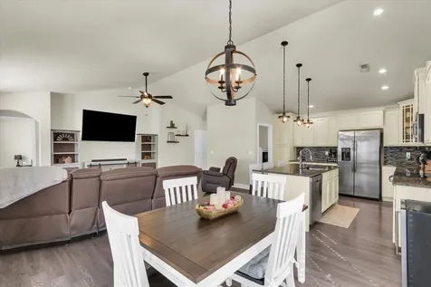 407 Bardeen Lane Champaign IL 61822