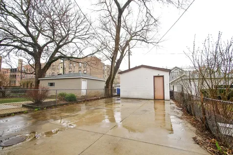 4240 North Ashland Avenue Chicago IL 60613