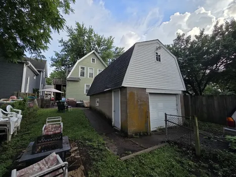 2903 6TH Avenue Rock Island IL 61201