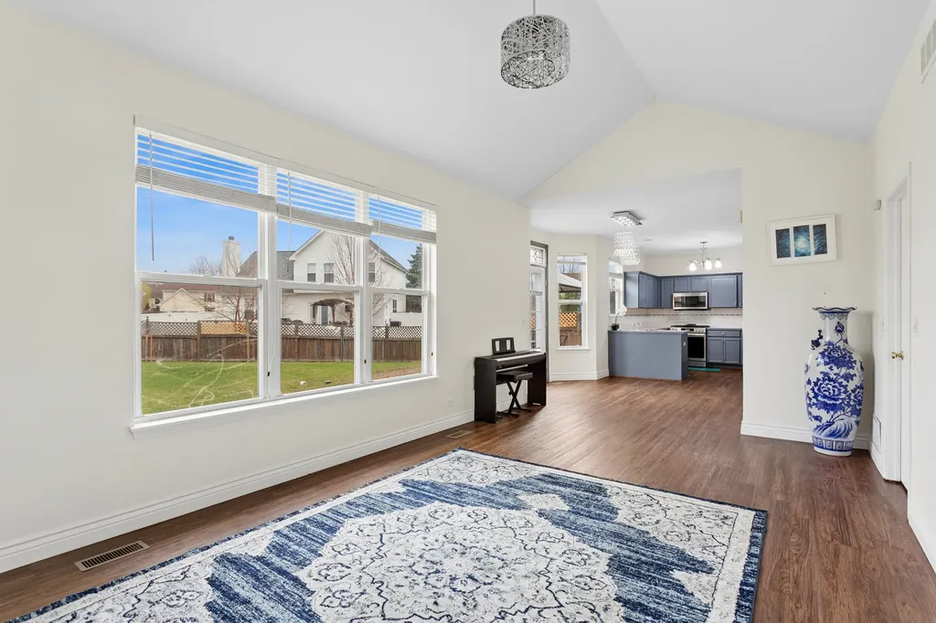 11365 South Marathon Lane Plainfield IL 60585
