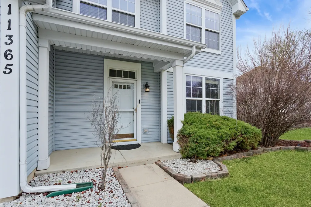 11365 South Marathon Lane Plainfield IL 60585