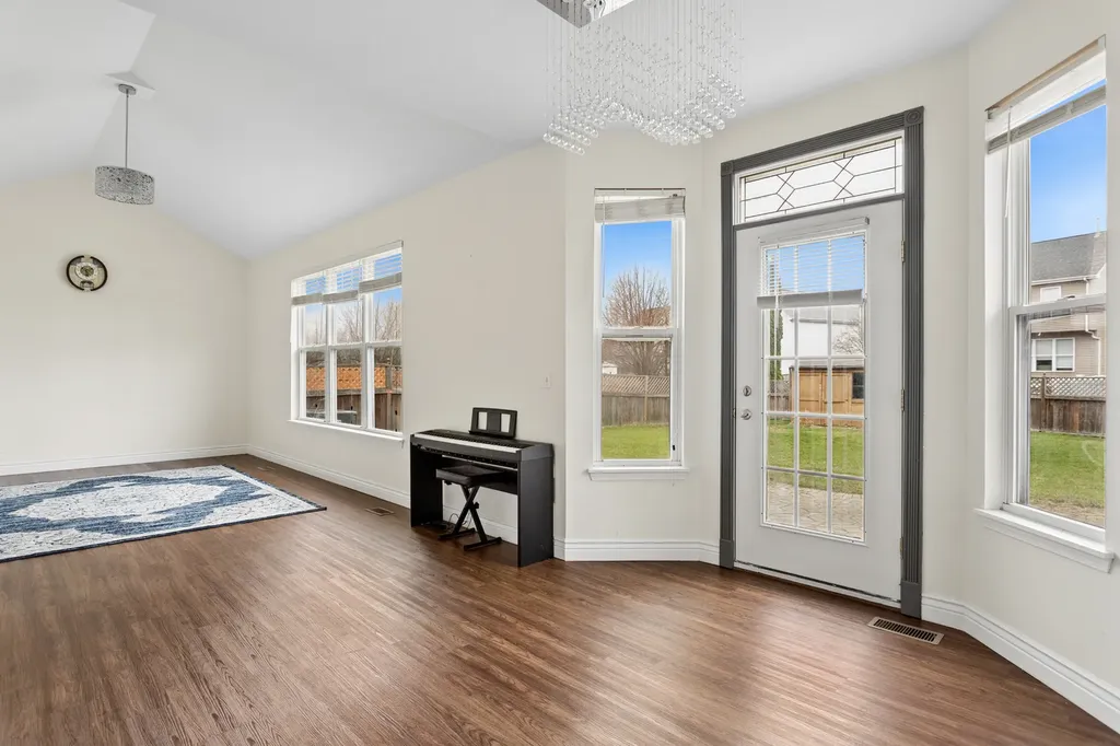 11365 South Marathon Lane Plainfield IL 60585
