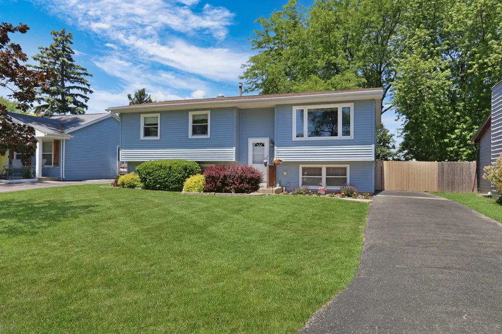 471 Linden Lane Antioch IL 60002