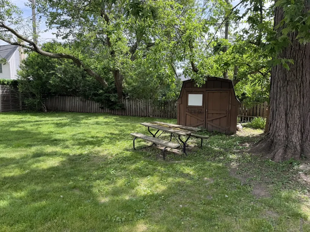 165 South Fairview Avenue Elmhurst IL 60126