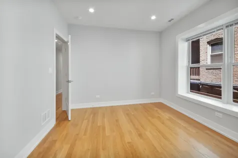 4626 North Ashland Avenue Chicago IL 60640
