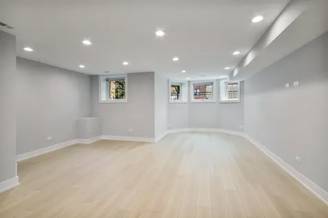 4626 North Ashland Avenue Chicago IL 60640