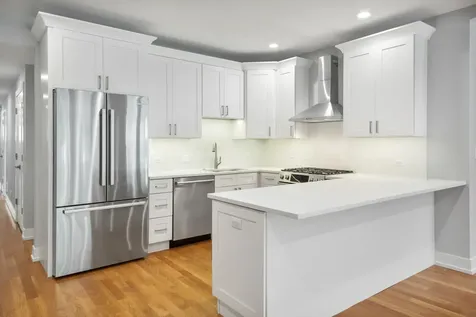 4626 North Ashland Avenue Chicago IL 60640