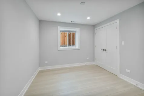 4626 North Ashland Avenue Chicago IL 60640