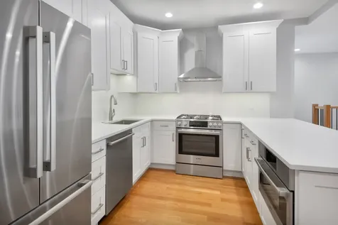 4626 North Ashland Avenue Chicago IL 60640
