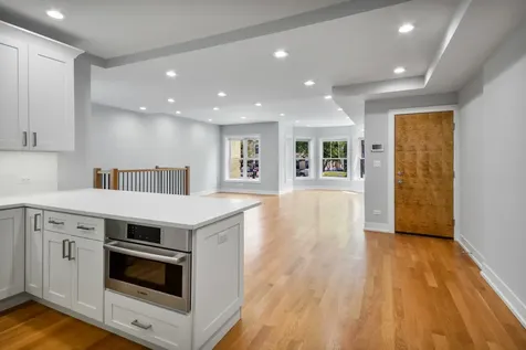 4626 North Ashland Avenue Chicago IL 60640