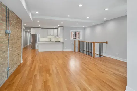 4626 North Ashland Avenue Chicago IL 60640