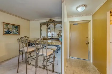 720 Wellington Avenue Elk Grove Village IL 60007