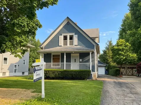 26 Monroe Avenue Elgin IL 60123