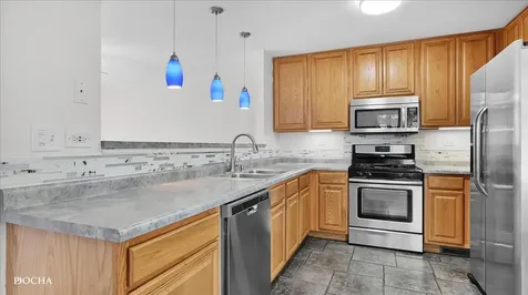 2449 Mayfield Drive Montgomery IL 60538