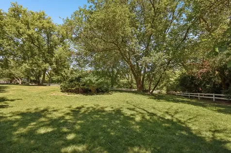 6511 Sands Road Crystal Lake IL 60014
