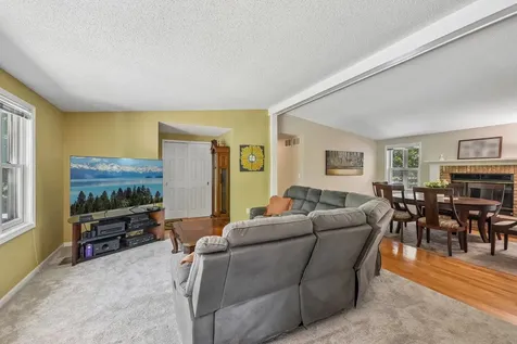 6511 Sands Road Crystal Lake IL 60014
