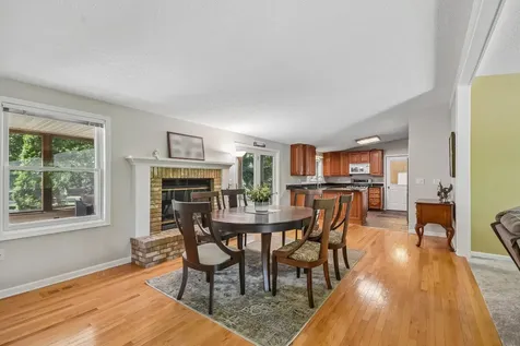 6511 Sands Road Crystal Lake IL 60014