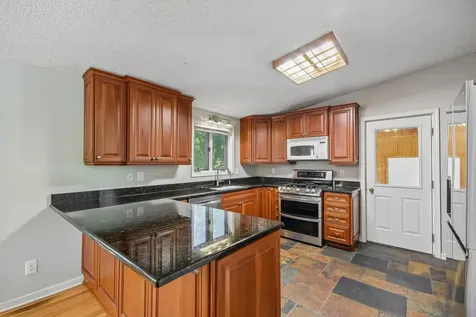 6511 Sands Road Crystal Lake IL 60014
