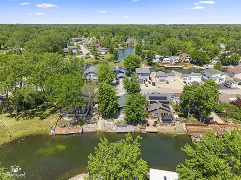 157 Fossil Cove Lane Wilmington IL 60481