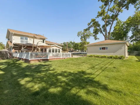 10225 South 86th Court Palos Hills IL 60465