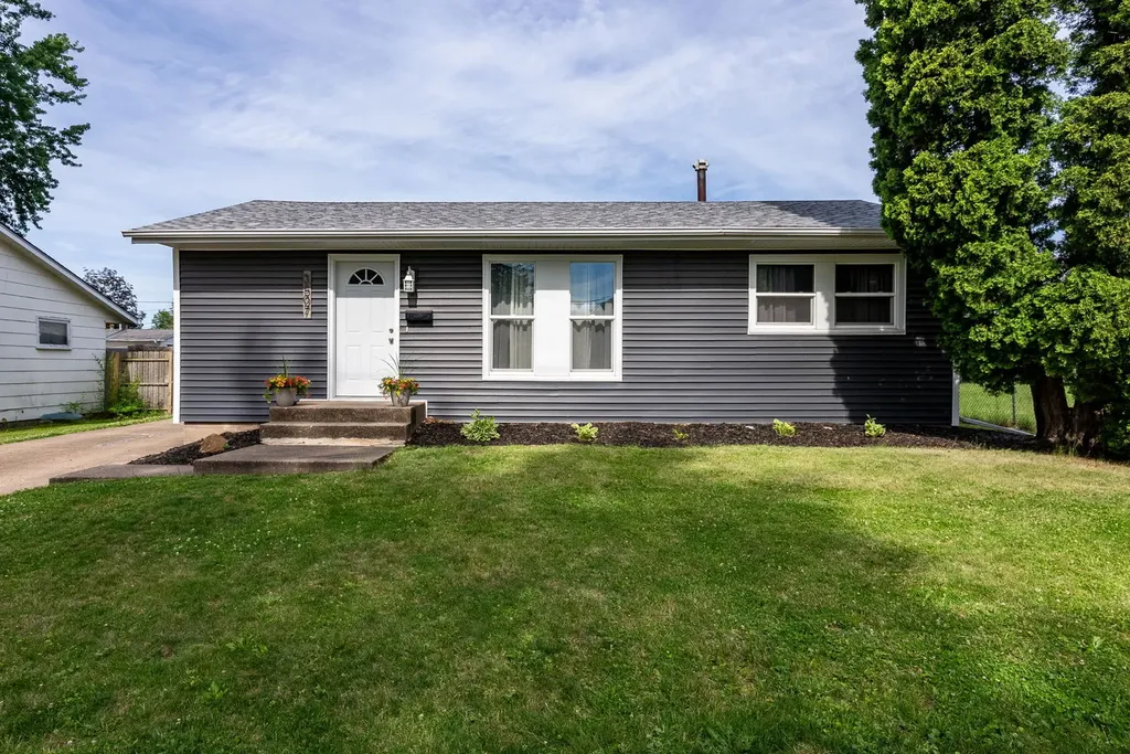 3507 38TH Street Moline IL 61265