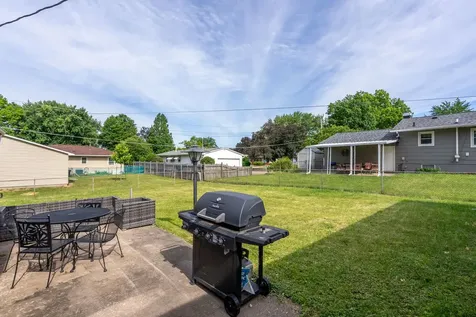 3507 38TH Street Moline IL 61265