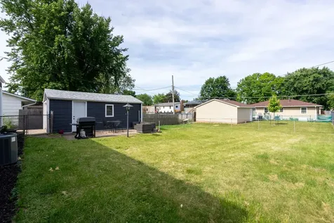 3507 38TH Street Moline IL 61265