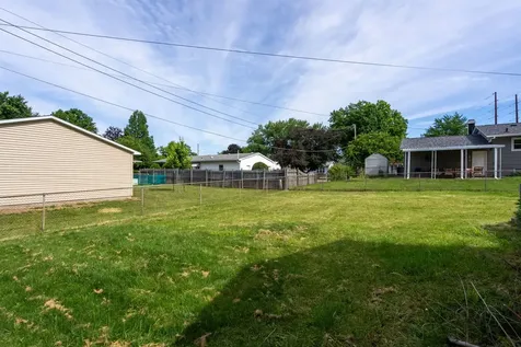 3507 38TH Street Moline IL 61265