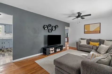3507 38TH Street Moline IL 61265