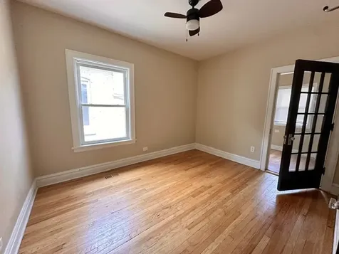 7949 South Manistee Avenue Chicago IL 60617