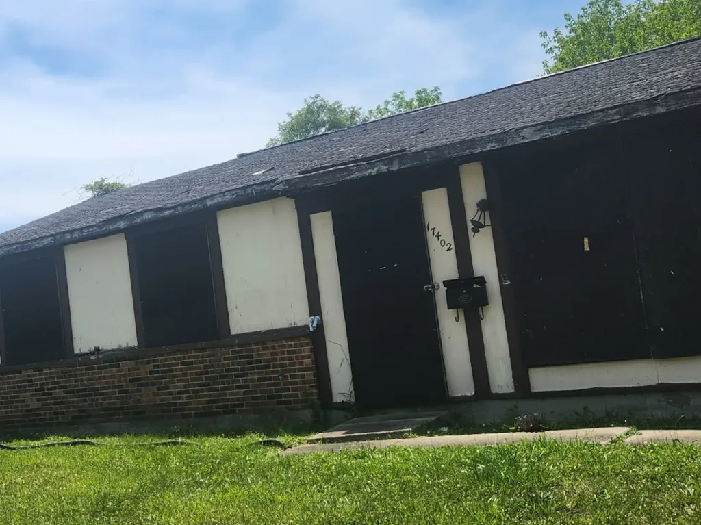 17402 Appletree Drive Hazel Crest IL 60429