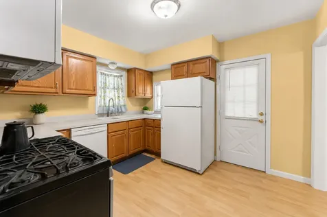 528 Water Street Joliet IL 60436