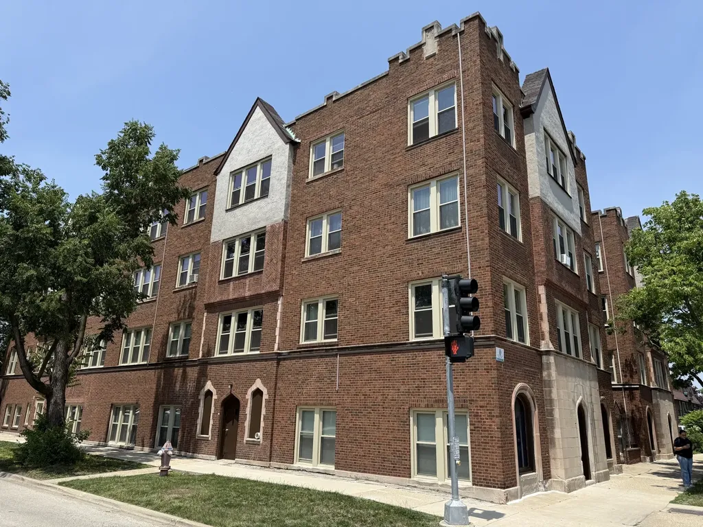 3148 Harlem Avenue Riverside IL 60546