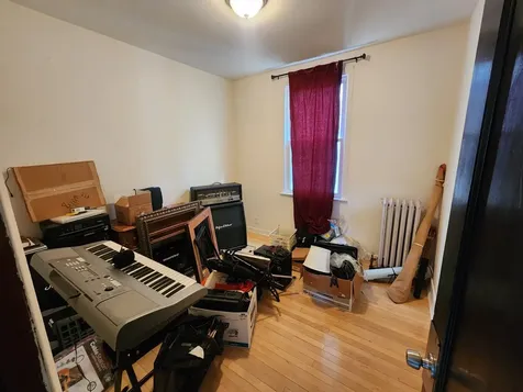 6106 North Washtenaw Avenue Chicago IL 60659