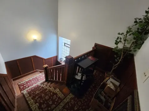 6106 North Washtenaw Avenue Chicago IL 60659
