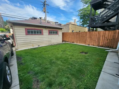 6106 North Washtenaw Avenue Chicago IL 60659