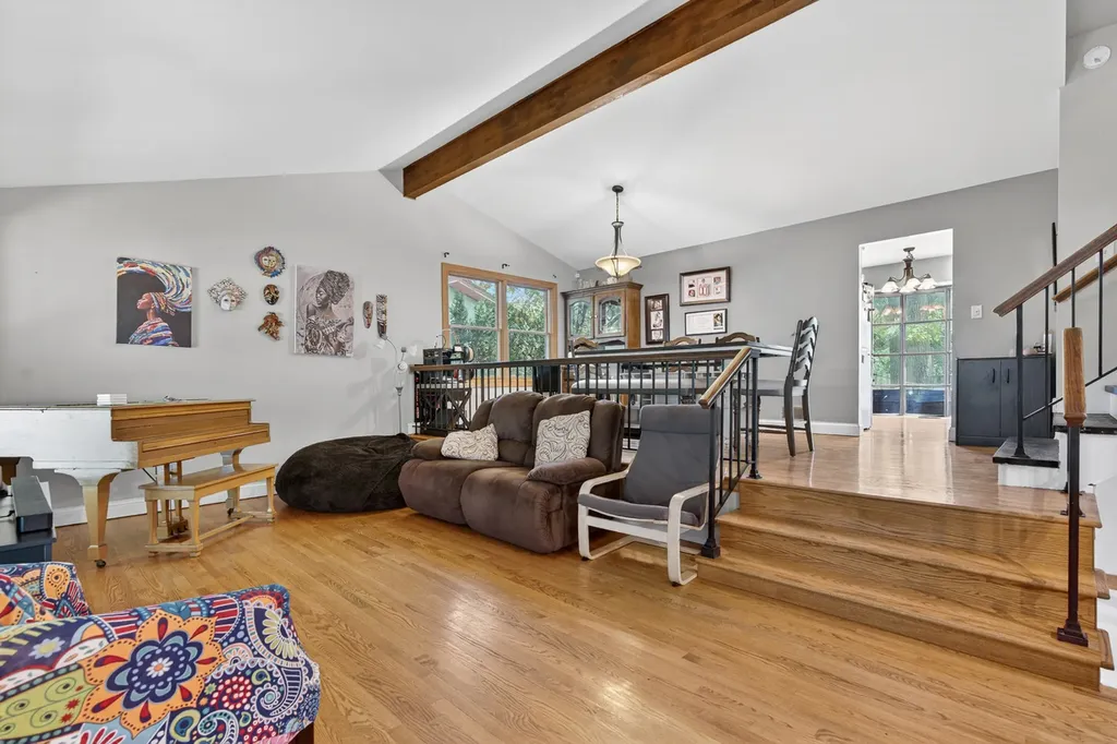 712 Pawnee Lane Naperville IL 60563