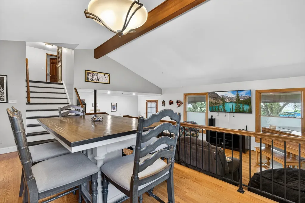712 Pawnee Lane Naperville IL 60563
