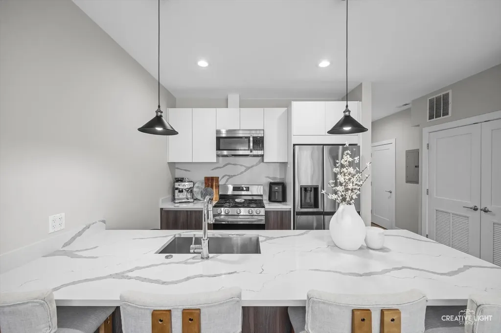 2342 West Adams Street Chicago IL 60612