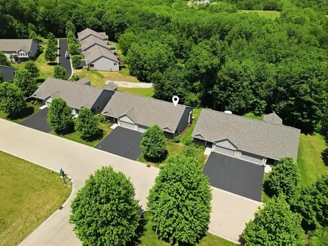 792 Brandon Wyley Drive Dixon IL 61021