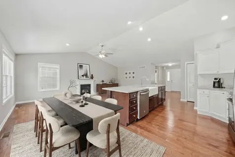 792 Brandon Wyley Drive Dixon IL 61021