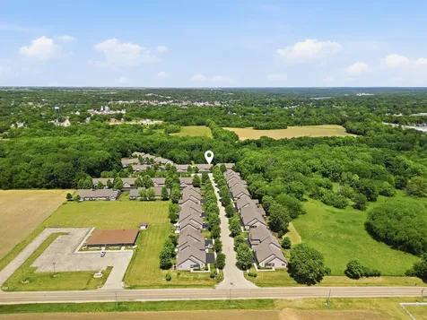 792 Brandon Wyley Drive Dixon IL 61021