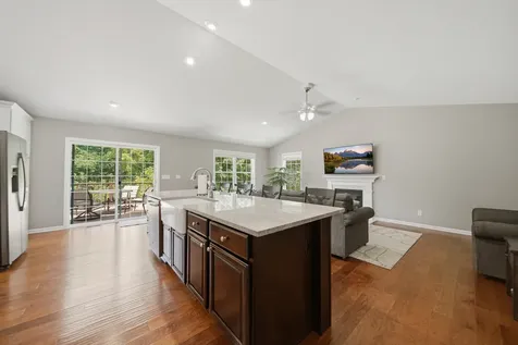792 Brandon Wyley Drive Dixon IL 61021
