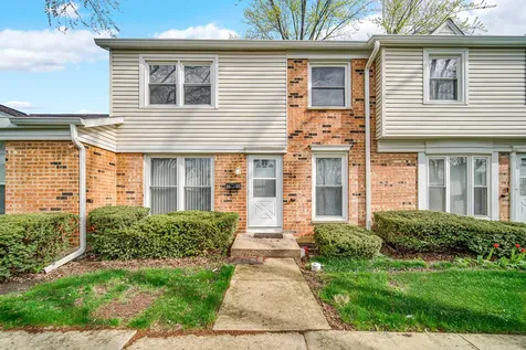 2022 Duxbury Court Streamwood IL 60107