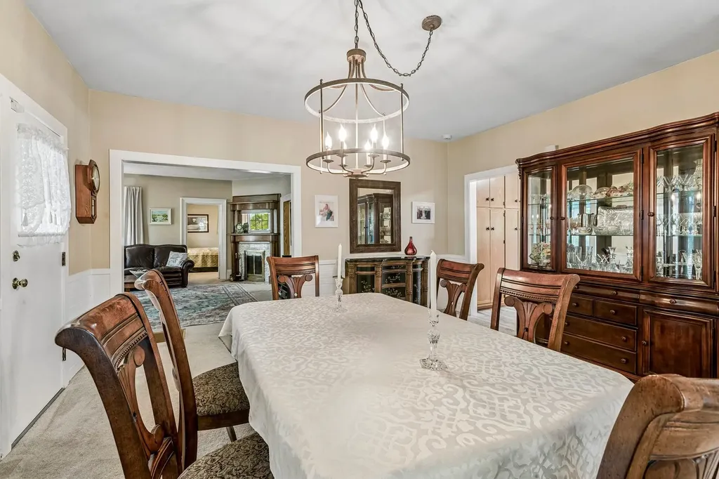 2071 Jericho Road Aurora IL 60506