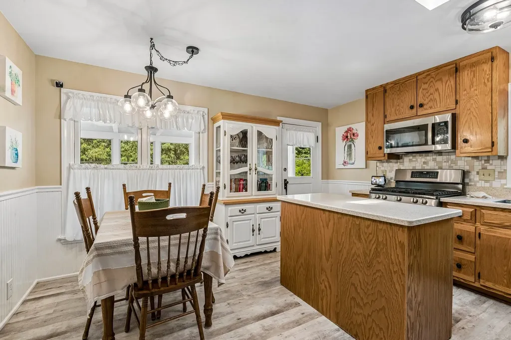 2071 Jericho Road Aurora IL 60506