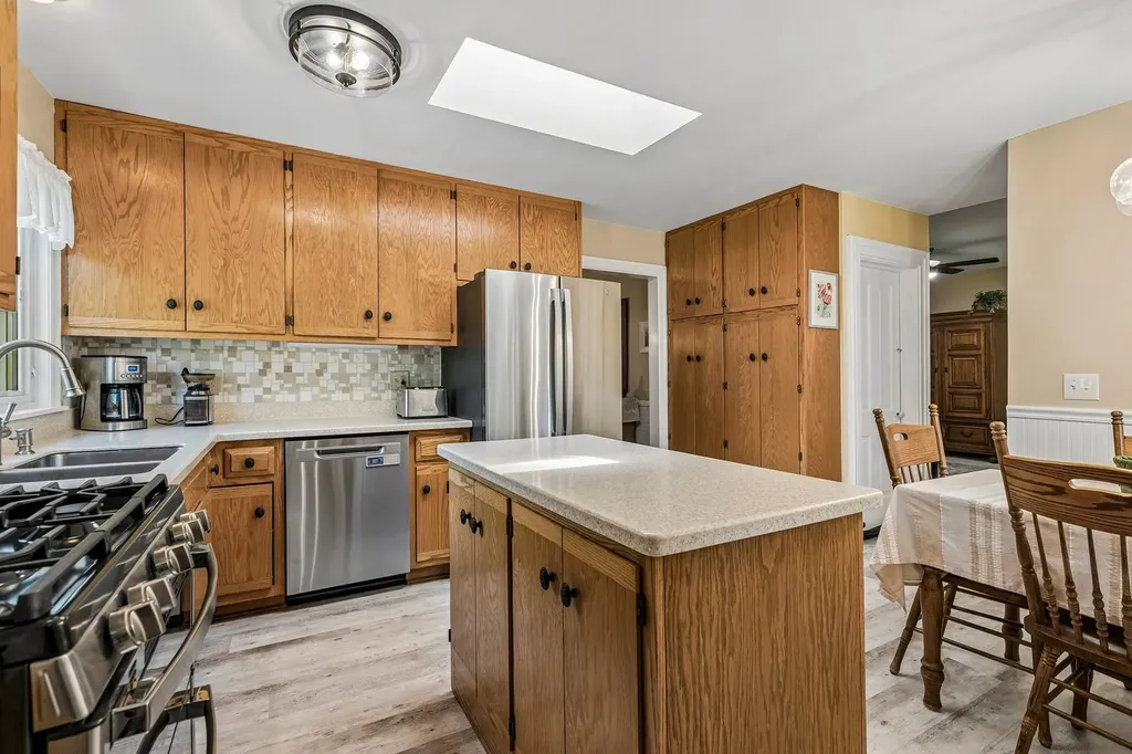 2071 Jericho Road Aurora IL 60506