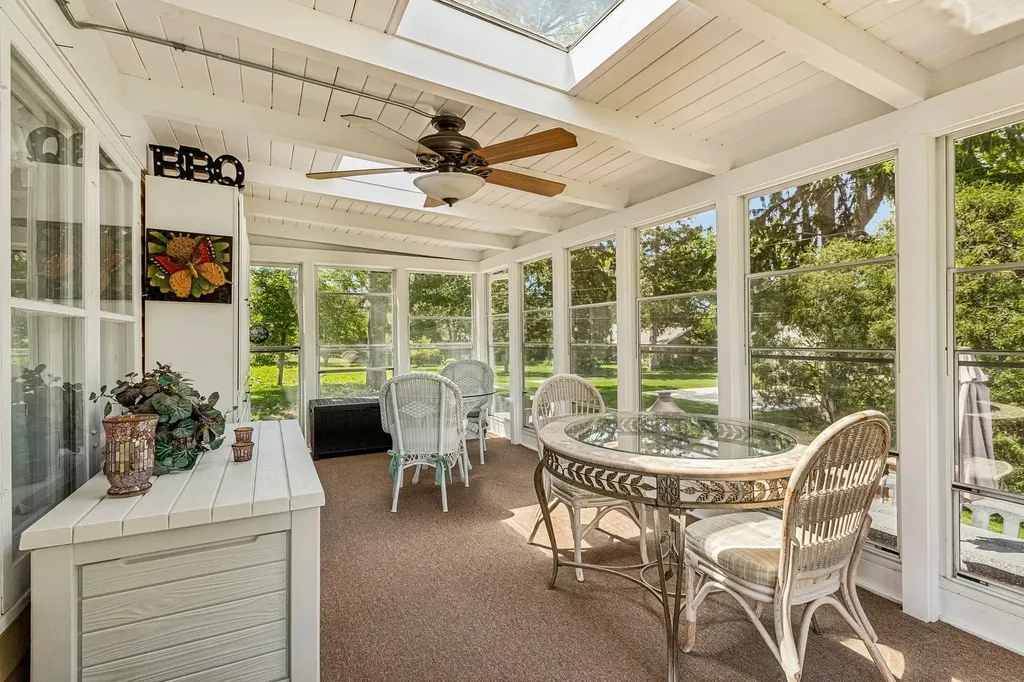 2071 Jericho Road Aurora IL 60506